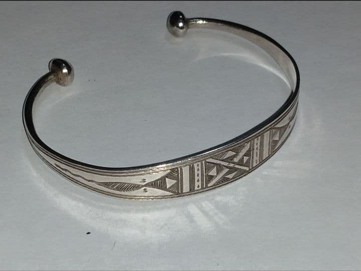 トゥアレグ シルバー ブレスレット バングルトTuareg