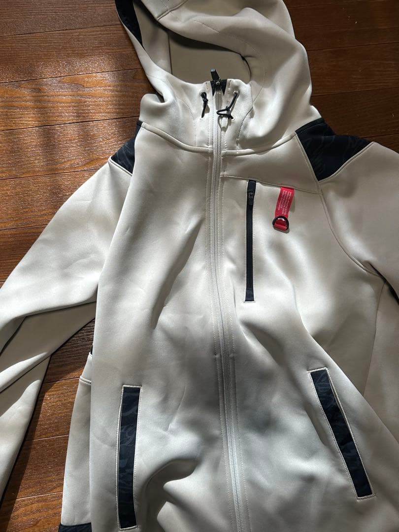 アンダーアーマーハイブリッドセットアップ