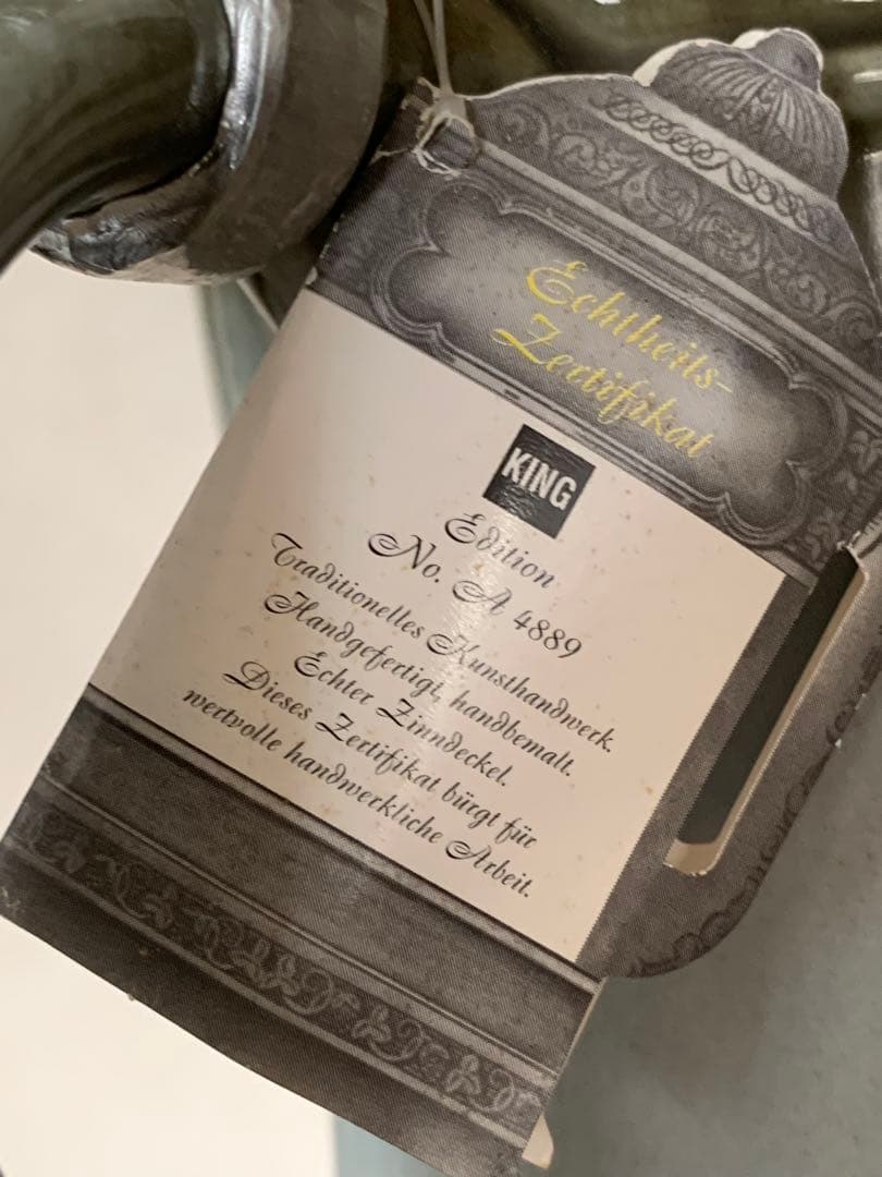 ドイツ製 陶器の角型ジョッキ