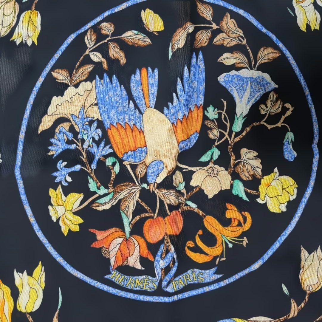 エルメス　HERMES　スカーフ　カレ90　東洋の石と西洋の石細工