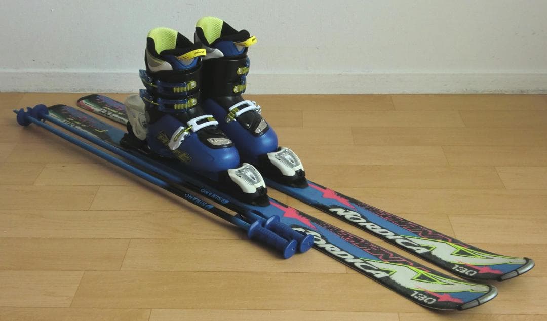 ■■送料無料■ノルディカ＋Hart■子供用スキーセット■130/23■WAX■■