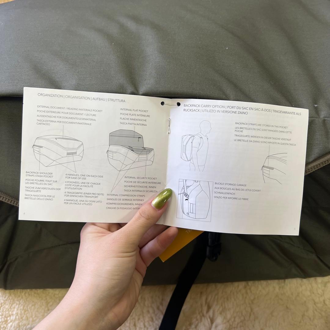 希少モデル新品タグ付き　ARC'TERYX バッグ カーキ　コンバートケース