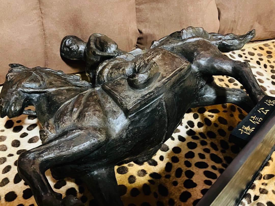 上杉謙信 銅像 置物 ブロンズ 金属製 馬 レトロ 戦国武将 武士 鎧 兜 武具