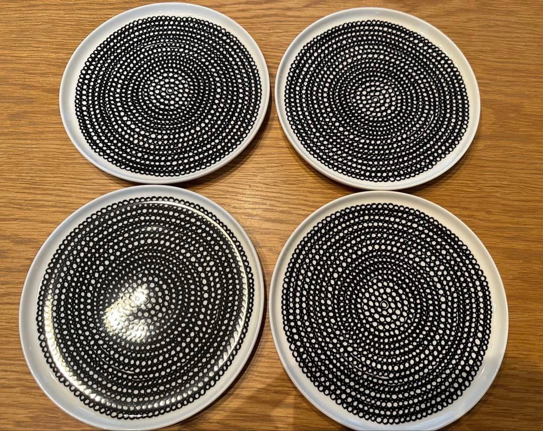 4枚セット　マリメッコ　プレート 20cm シイルトラプータルハ