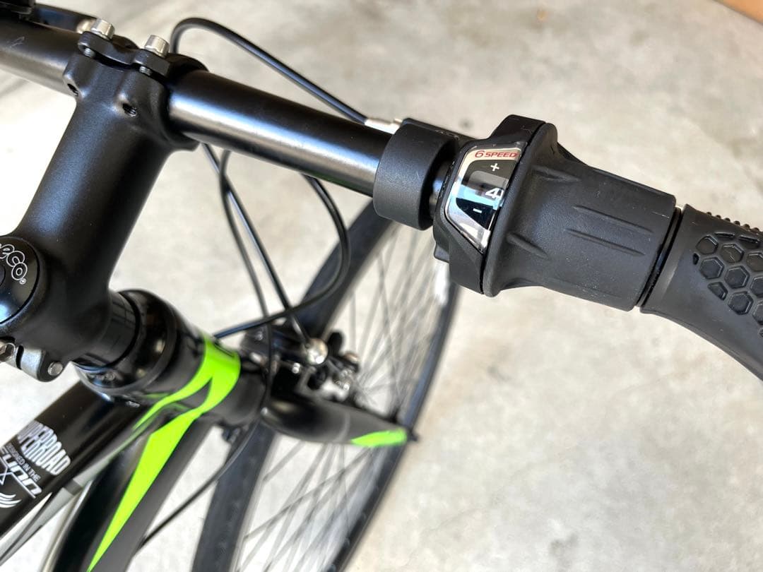 【京都】引き取り希望　美品　即乗り出し可能　6段変速　クロスバイク 通勤通学