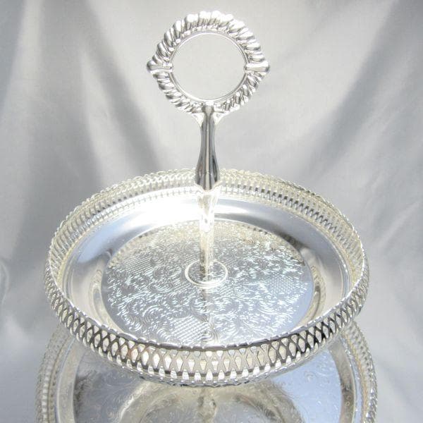 【QUEEN ANNE】 透かしのケーキスタンド 3段【シルバープレート】