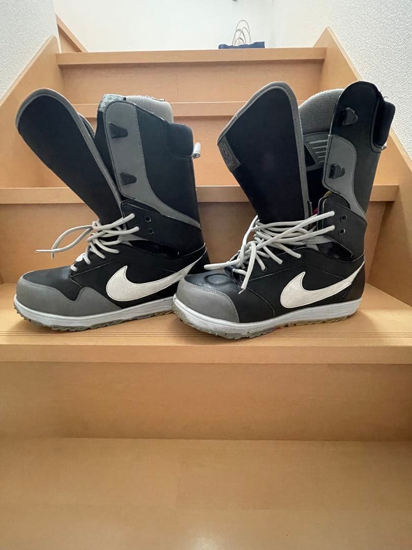 Nike スノーボードブーツ ブラック/グレー
