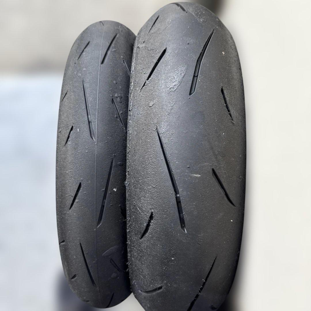 ダンロップα13 前後