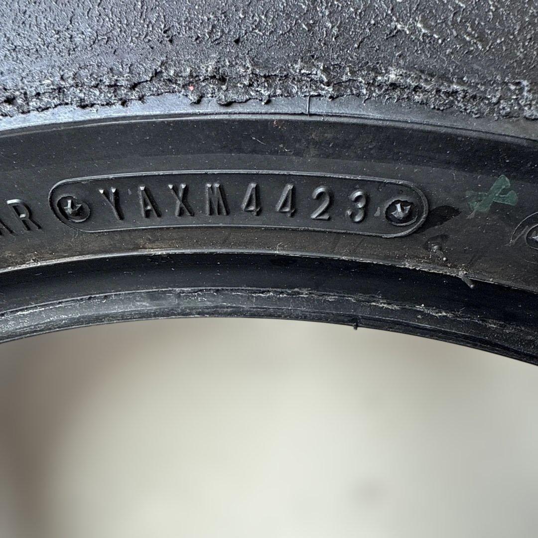 ダンロップα13 前後