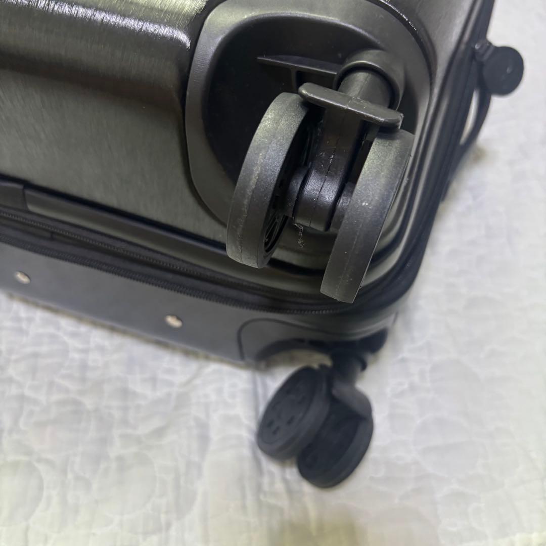 【非売品 美品】ティンバーランド キャリー アルミ ブラック　4輪　ＴＳＡロック