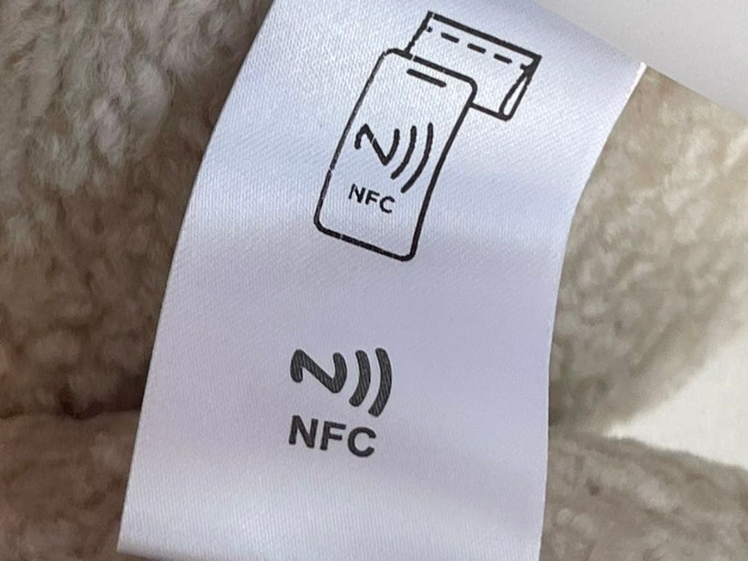 miu miu フリース耳あて ホワイト正規品