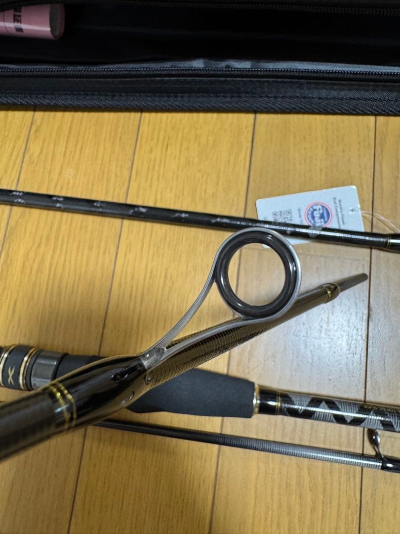 週末値下Abu Garcia XROSSFIELD XRFS-835MB-MB