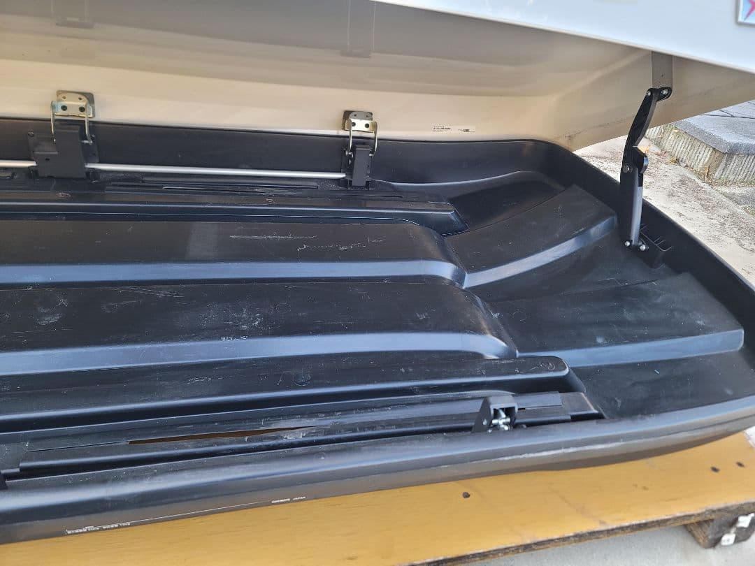 INNO WEDGE 660 BRS660WH ルーフボックス