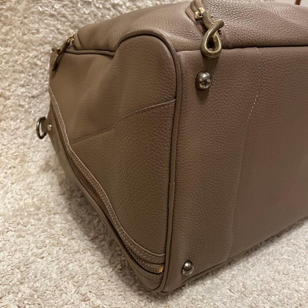 Magnu ボストンバック　Magnu美品 エルメスで使用されてる革