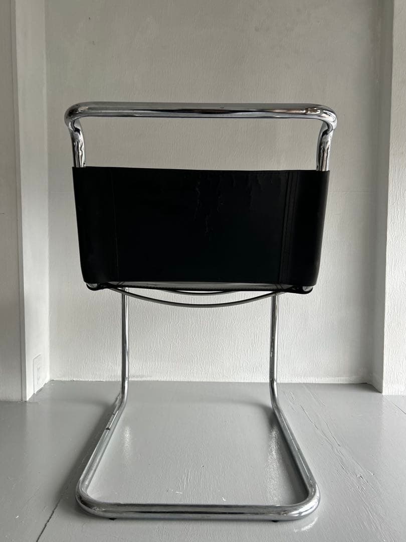 マルトスタム　カンチレバー　本革製　イタリア製　チェア　リプロダクト　❸