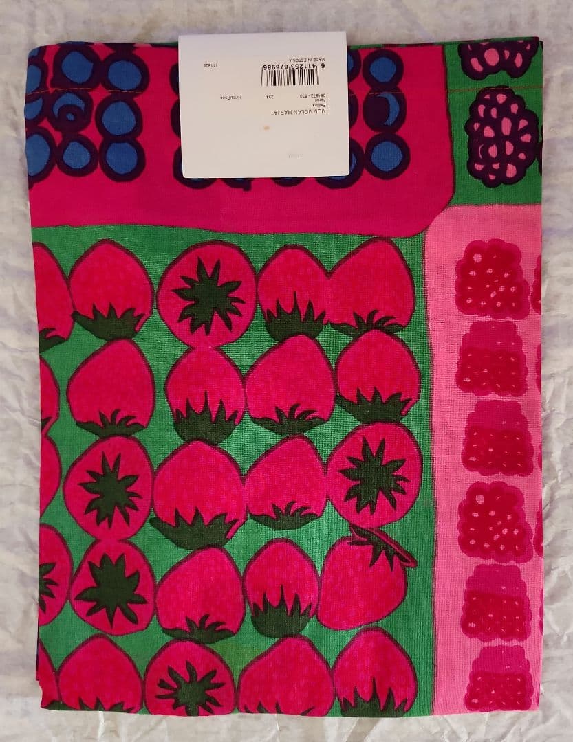 ★新品未使用マリメッコエプロンムンモランマルヤット