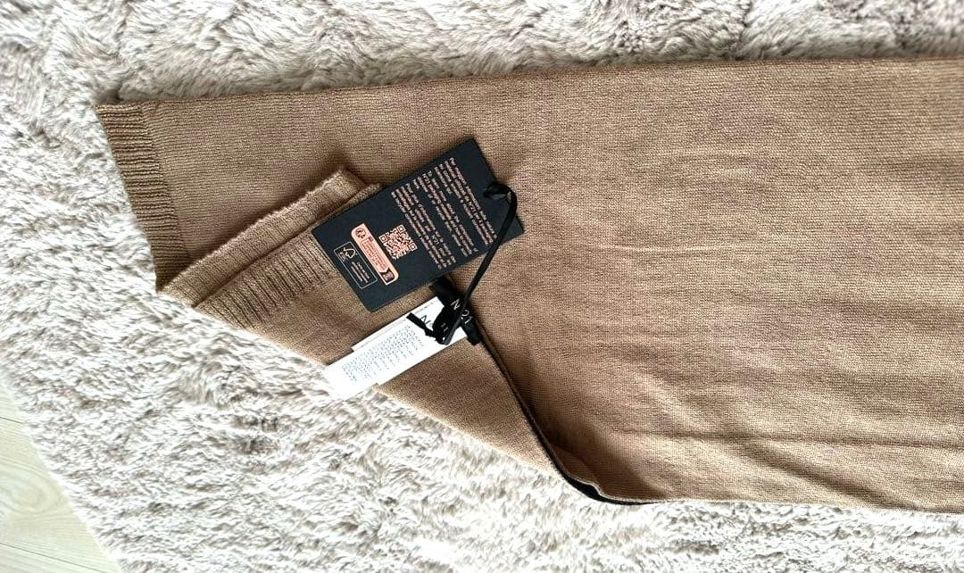 N°21 ヌメロヴェントゥーノ マフラーと手袋のセット❣️タグ付き￼