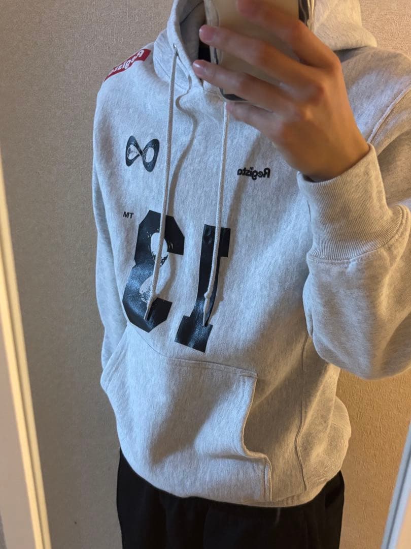 さ*ん様 8egreedy 13 collaborate ステッカー付き　美品