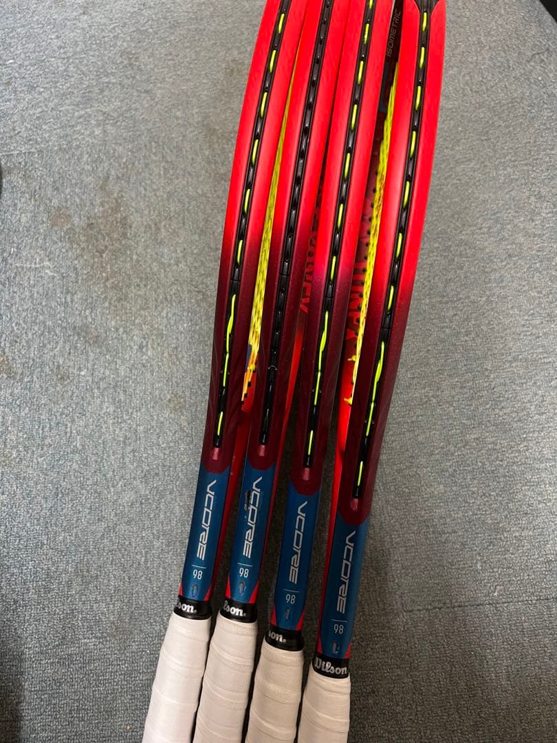 YONEX VCORE 98 ラケット 4本セット