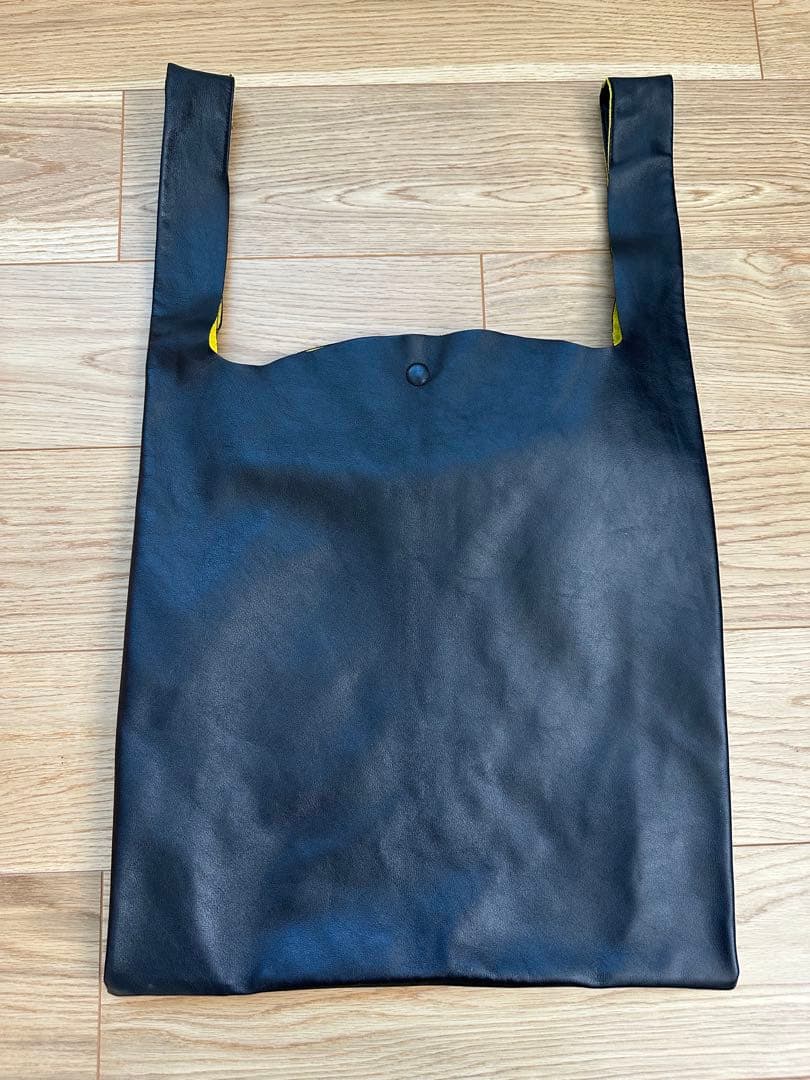 メゾンマルジェラ　レザーバッグ　ポーチ付き