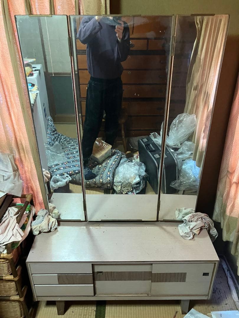 三面鏡 ドレッサー