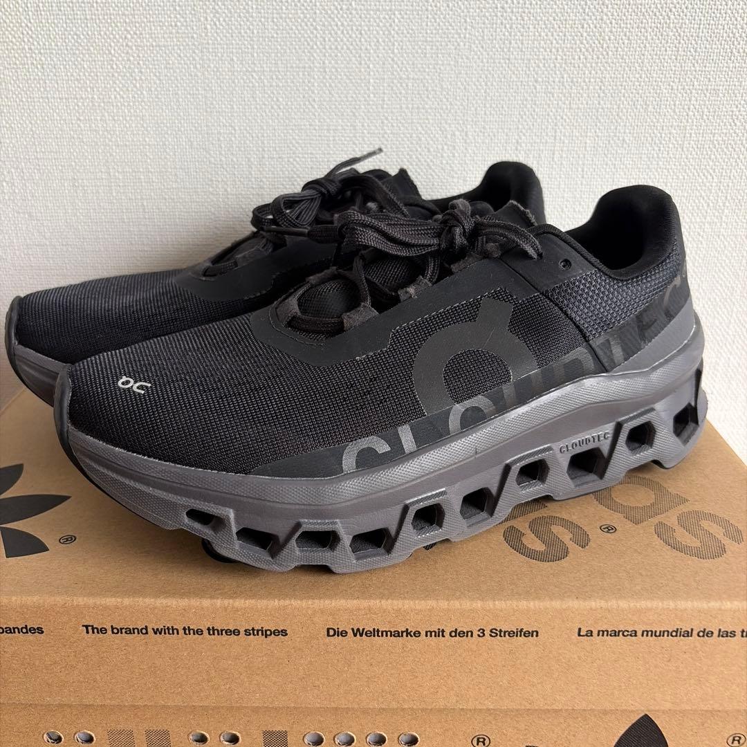 靴 On CloudMonster 24.5cm