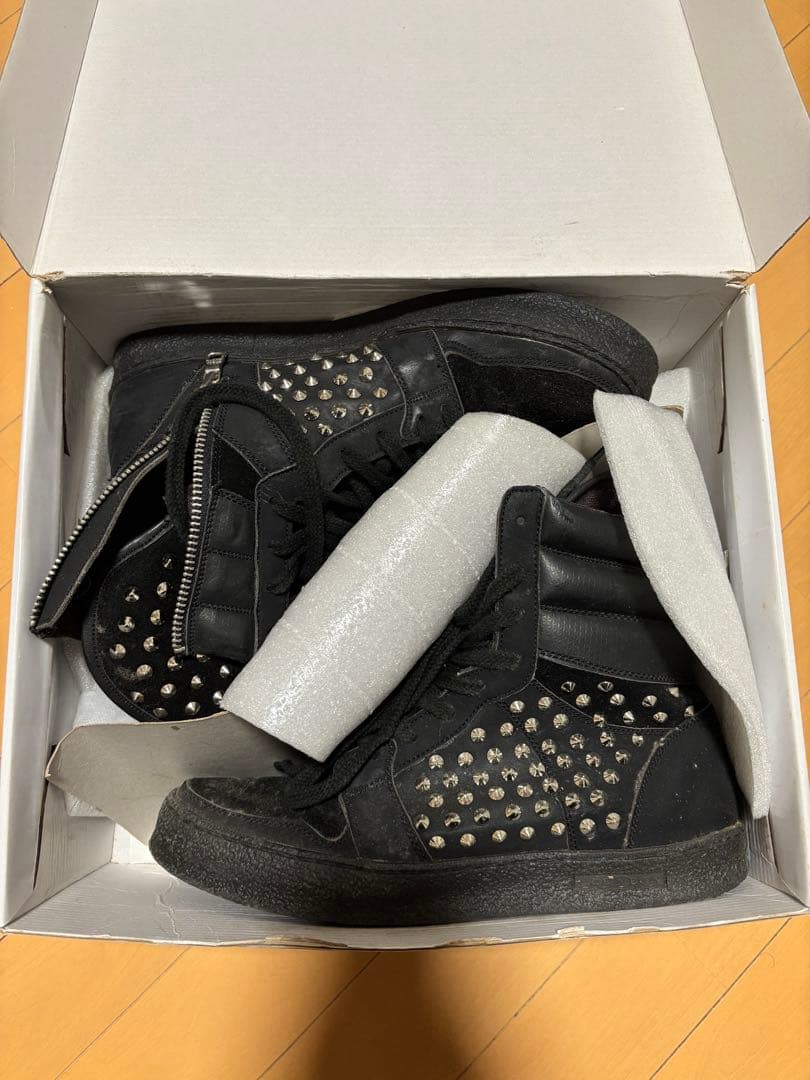 ロスベガ ハイカットスニーカー