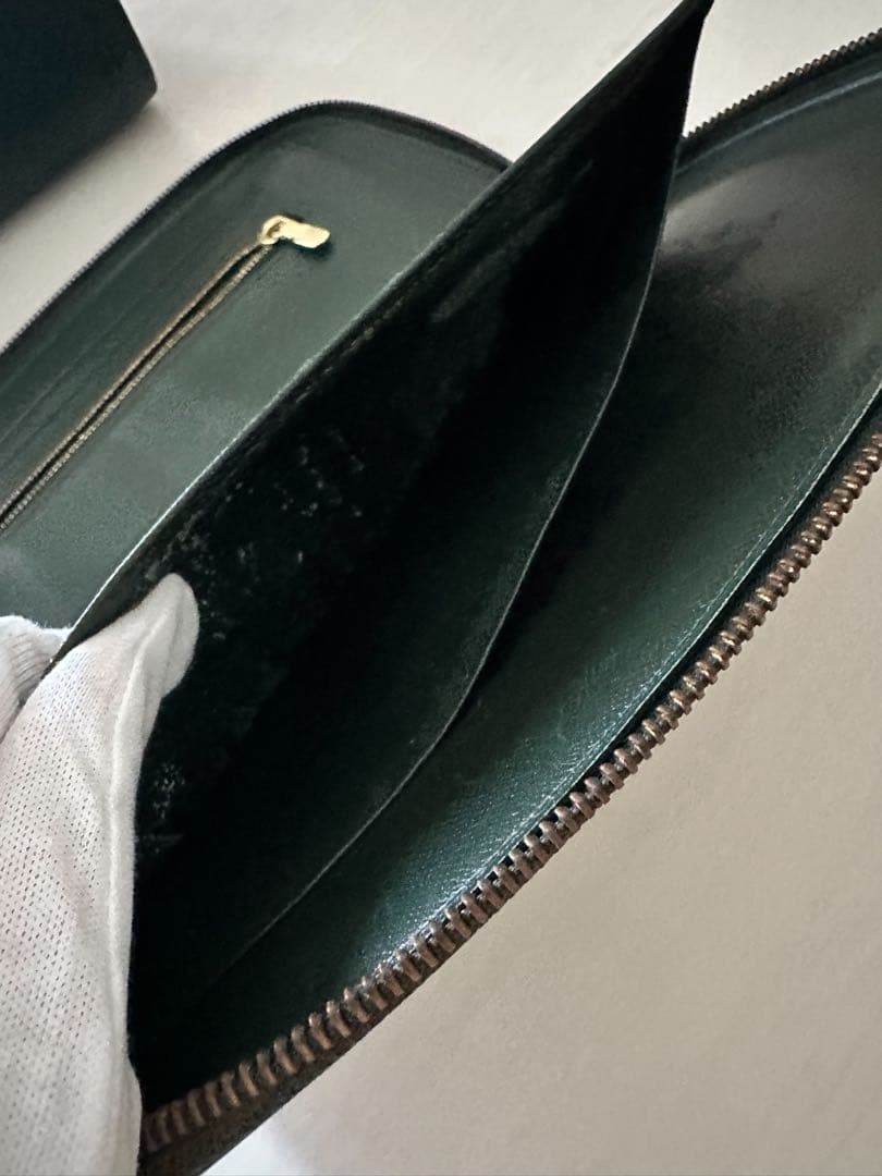 Louis Vuitton ダークグリーン レザー 長財布