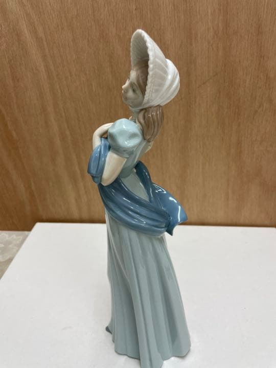 リヤドロ　姉妹会社ナオ　フィギュリン