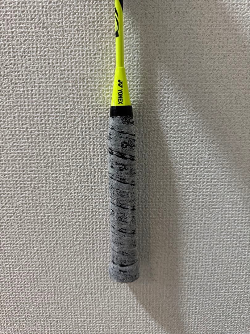 バドミントンラケット ASTROX77