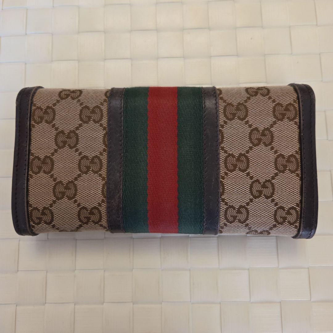 ケロケロの宅配　　GUCCI　グッチ　財布　GGキャンバス