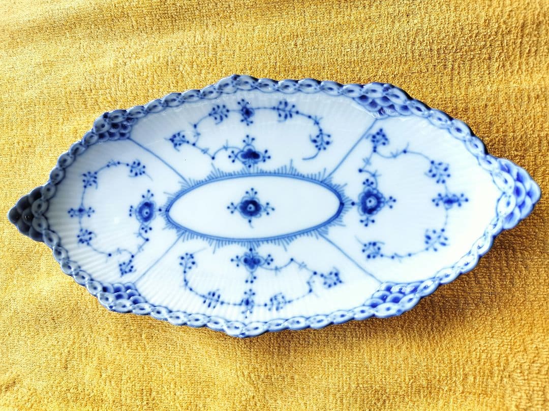 ロイヤルコペンハーゲン ブルーフルーテッド ピックルディッシュ