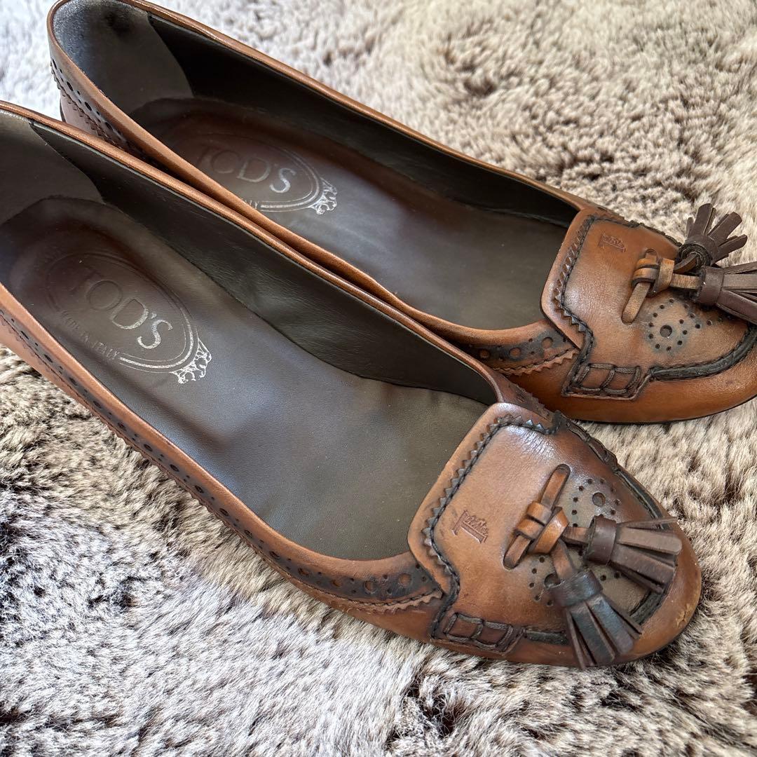TOD'S トッズ　 ブラウン タッセル付き パンプス　美品　激安