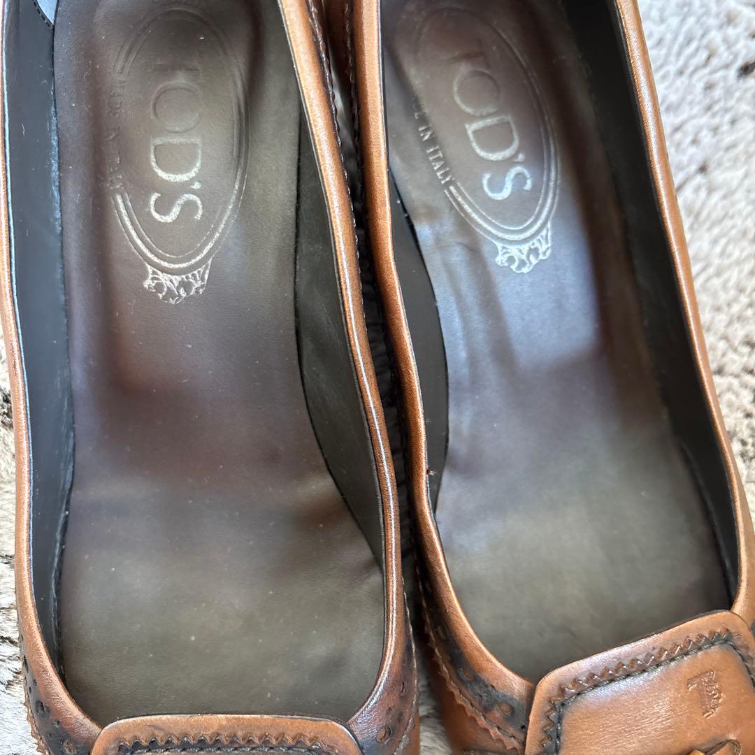 TOD'S トッズ　 ブラウン タッセル付き パンプス　美品　激安