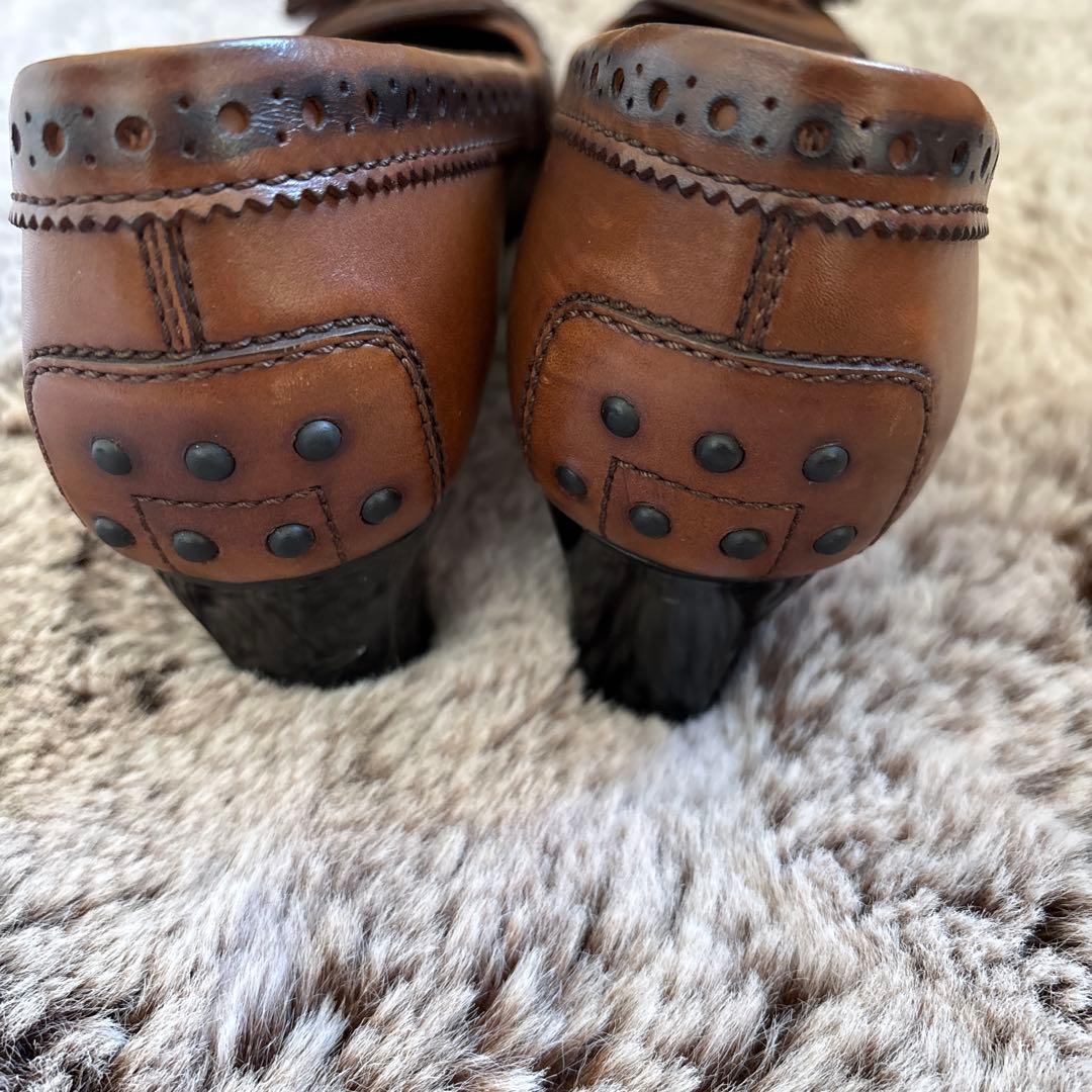 TOD'S トッズ　 ブラウン タッセル付き パンプス　美品　激安