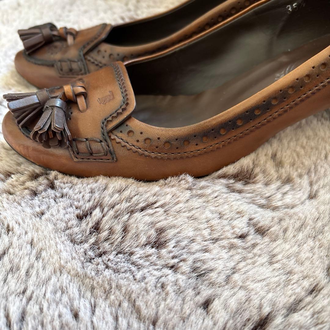 TOD'S トッズ　 ブラウン タッセル付き パンプス　美品　激安