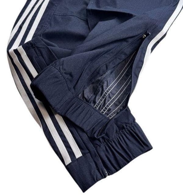 E2新品 2XL アディダス adidas デニム風ウーブンセットアップ 上下紺