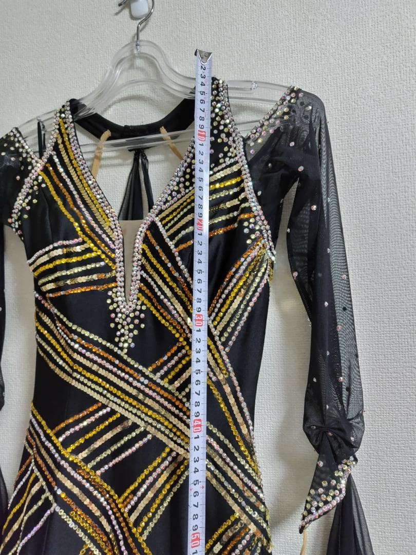 スタンダートドレス　黒　サイズM　白樺