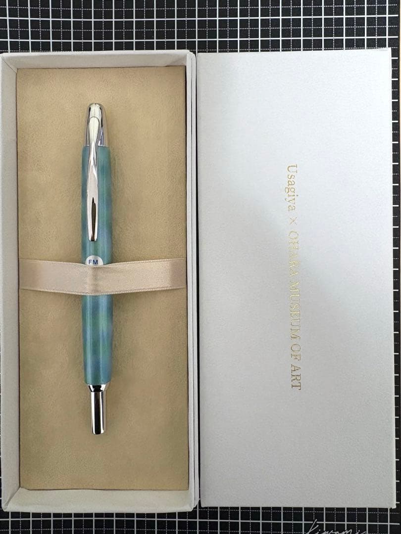 パイロット　キャップレス　睡蓮　うさぎや限定