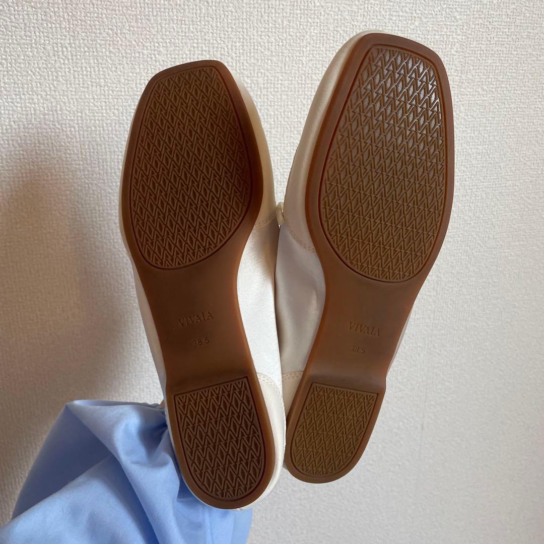 1度のみ使用☆VIVAIA Cristina レースアップスニーカー24.5cm