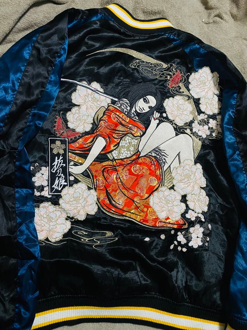 RETRIBUTION 日本芸者　スカジャン　限定版　サテン 2面使う