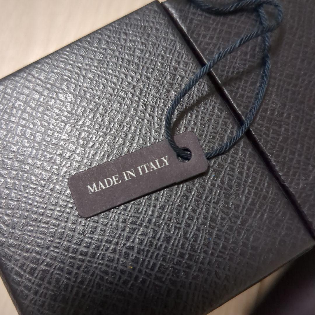 極美品 激レア プラダ PRADA 1ARD67 ベア キーホルダー