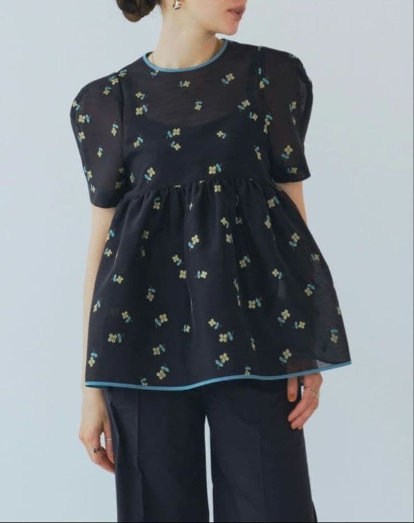 ヨリ yori ラメクローバーパフブラウス サイズ 36