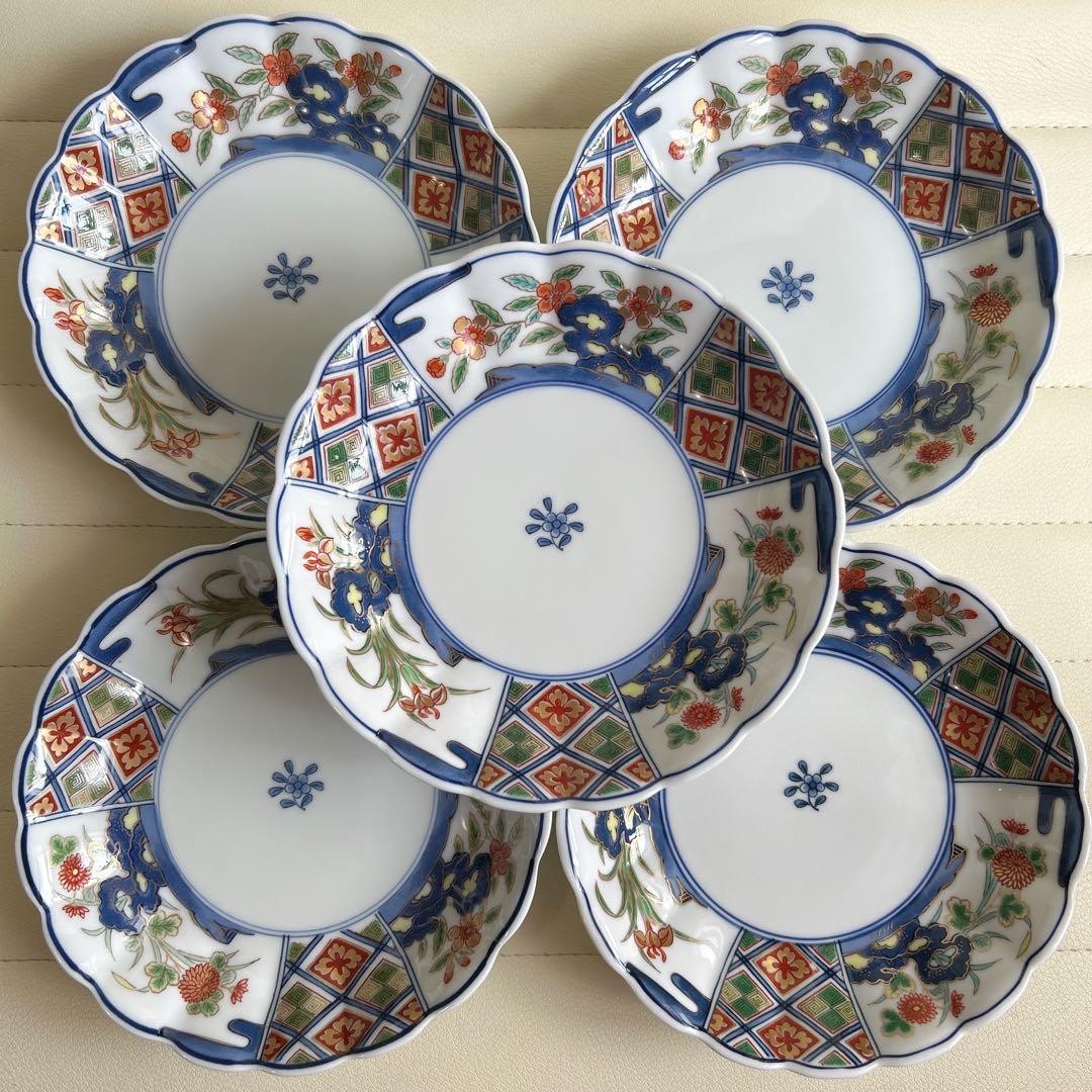 有田焼　其泉窯　金彩古伊万里　中皿揃　５枚セット　輪花皿　菊割皿　色絵　和皿