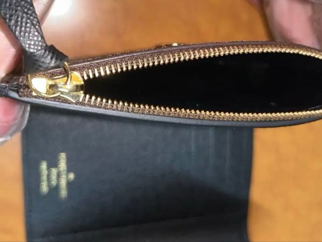 LOUIS VUITTON ポルトフォイユ ヴィクトリーヌ M81557 新品