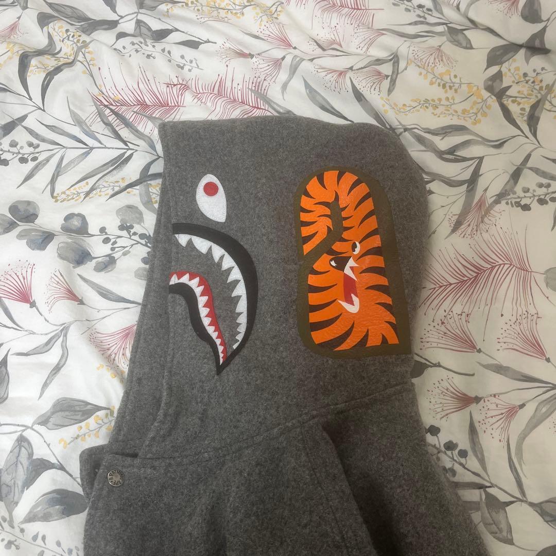 「正規品」アベイジングエイプ　コート