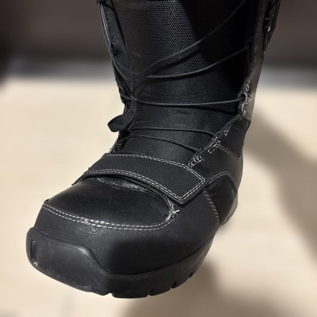 【FORUM】スノーボード　ブーツ　28センチ　ブラック