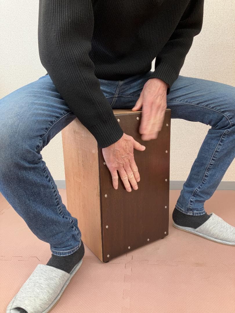 カホン（ケース付き）（ハンドメイド、スナッピー、ゴム足付き）