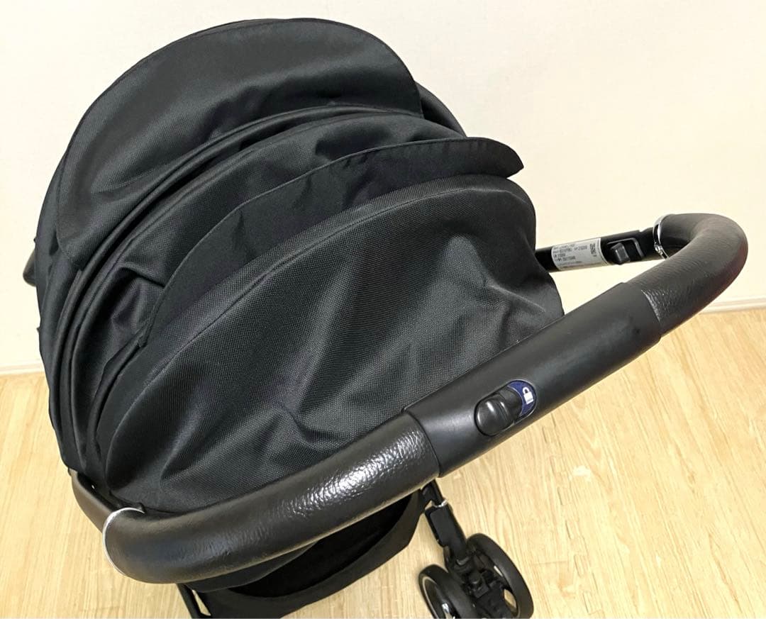 極美品 送料無料Aprica ラクーナクッションフリーAC A型ベビーカー