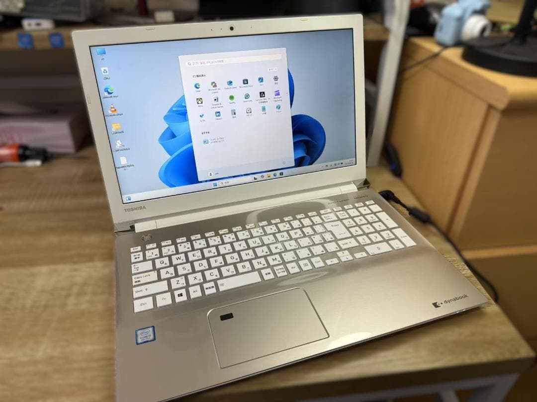 TOSHIBA 第八世代 i5 8GB 新品SSD512GB　Office付